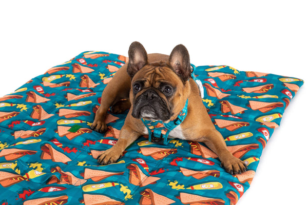 Big and Little Dogs-ON-THE-GO PET MAT: Sausage Sizzle