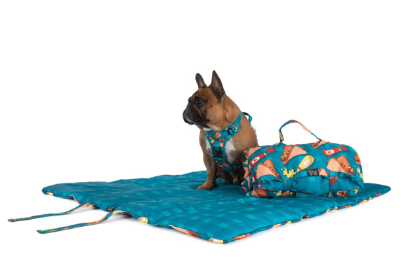 Big and Little Dogs-ON-THE-GO PET MAT: Sausage Sizzle