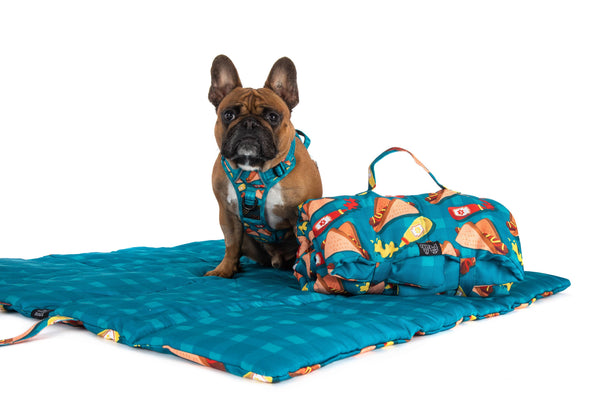 Big and Little Dogs-ON-THE-GO PET MAT: Sausage Sizzle